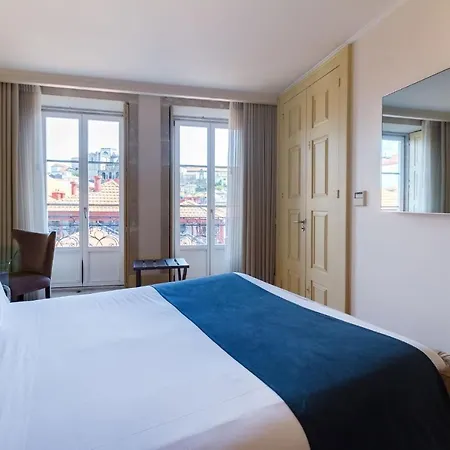Oca Flores Boutique Apartahotel 4*