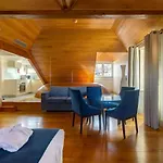 Oca Flores Boutique 4*