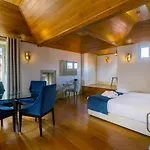 Oca Flores Boutique 포르투