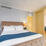 Oca Flores Boutique 아파트호텔 4*