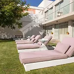 아파트호텔 Oca Flores Boutique 4*