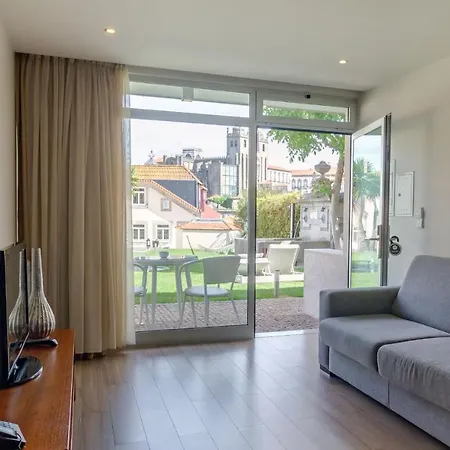 Oca Flores Boutique Aparthotel 4*
