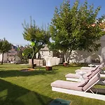 Aparthotel Oca Flores Boutique