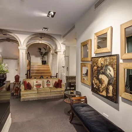 Oca Flores Boutique 公寓式酒店 4*