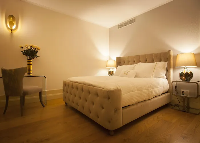 Oca Flores Boutique Apartahotel Oporto