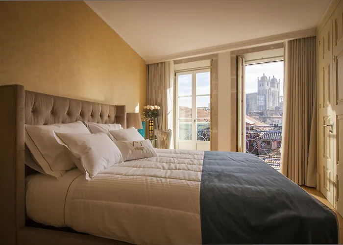 Oca Flores Boutique Apartahotel 4*