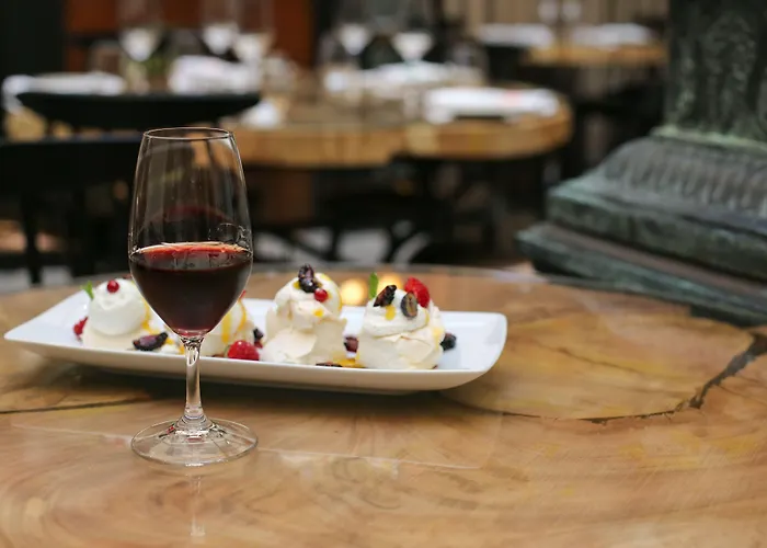 Oca Flores Boutique 아파트호텔 포르투