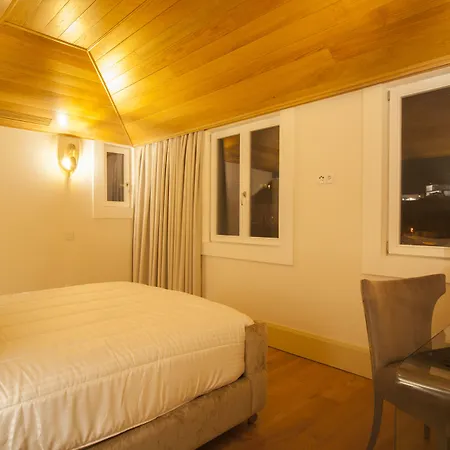 Oca Flores Boutique 4*