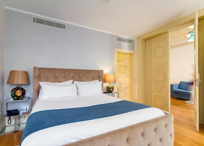 Oca Flores Boutique Апарт-отель 4*